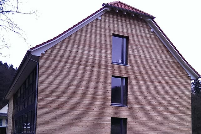 Holzfassade